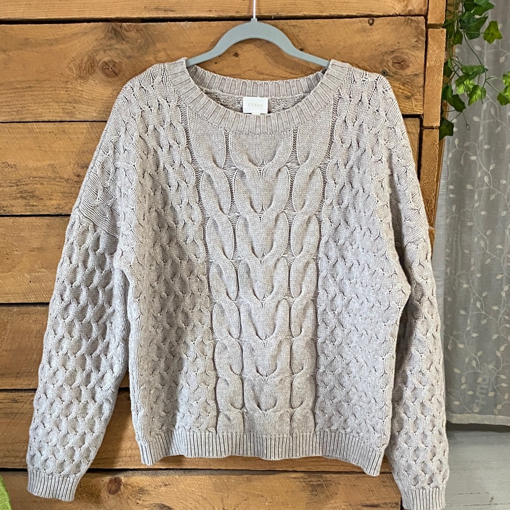 Cyrus Cable-Knit Crewneck Sweater - Light Beige